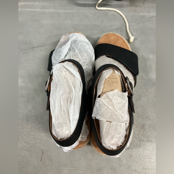 Vionic Sable Women's Platform Supportive Wedge Sandal Black - Size 10 - Picture 5 of 9